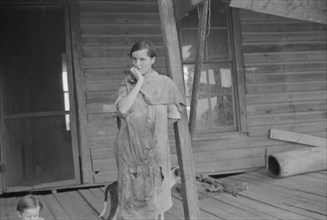 Elizabeth Tengle on porch, Hale County, Alabama.