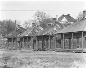 Negro houses. Vicksburg, Mississippi.