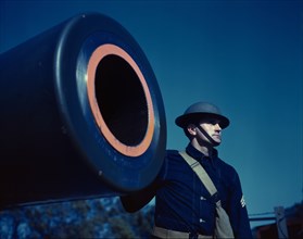 16-inch coast artillery gun, Ft. Story, Va., 1942. Creator: Alfred T Palmer.