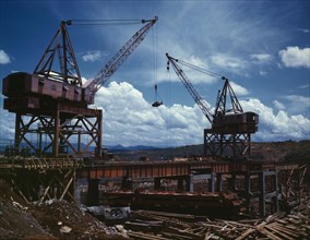 Construction work at the TVA's Douglas Dam, Tenn., 1942. Creator: Alfred T Palmer.