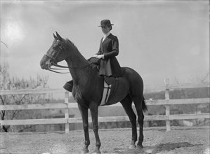Horse Shows. Miss Harriet T. Wadsworth, 1911.