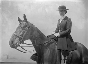 Horse Shows. Miss Harriet T. Wadsworth, 1911.