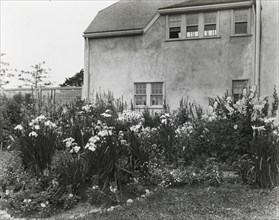 Unidentified house and garden, c1924.
