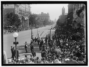Parade On Pennsylvania Ave, between 1910 and 1921.
