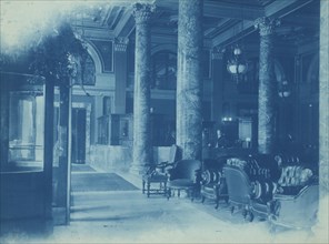 Willard Hotel lobby, between1901 and 1910.