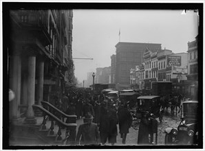 Street scene, Washington, D.C., between 1913 and 1918.