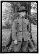 Uniforms: Private, Art. Regular, between 1916 and 1918. Creator: Harris & Ewing.