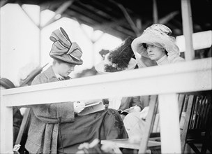 Horse Shows - Mrs. Longworth; Miss Mary Sutherland, 1911.
