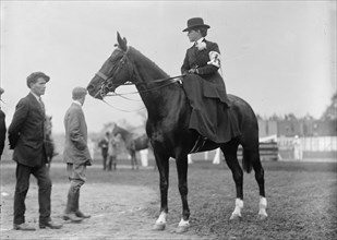 Horse Shows - Mrs. Allen Potts, Driving And Riding, 1910.