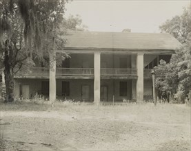 Longwood, Natchez, Adams County, Mississippi, 1938.