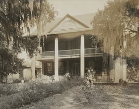 Unidentified house, Natchez vic., Adams County, Mississippi, 1938.