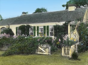 Dr. Charles Willliam Richardson house, Duxbury, Massachusetts, 1927. Landscape: Amy also Aime´e Mrs. Charles W. Richardson.