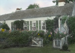 Dr. Charles Willliam Richardson house, Duxbury, Massachusetts, 1927. Landscape: Amy also Aime´e Mrs. Charles W. Richardson.