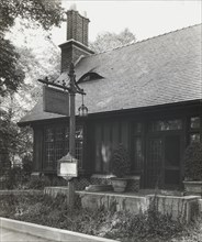 East Hampton Free Library, 159 Main Street, East Hampton, New York, c1915.