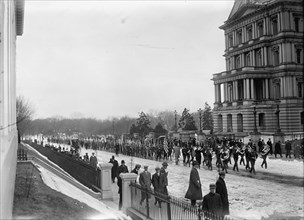 Boy Scouts - Visit of Sir Robert Baden-Powell To D.C. Reviewing Parade from White House Portico, 1911.