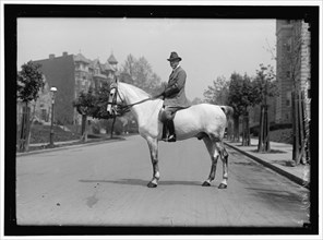 Washington Riding Club, between 1909 and 1923. Creator: Harris & Ewing.
