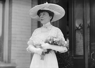 Dolly Madison Breakfast - Mrs. O.W. Underwood, 1912. Creator: Harris & Ewing.