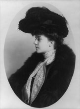 Alice (Roosevelt) Longworth, 1884-1980, c1902. Creator: Frances Benjamin Johnston.