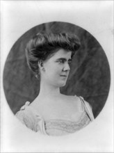 Martha Cameron, daughter of Don Cameron, head-and-shoulders portrait, facing right, c1900 - 1918. Creator: Frances Benjamin Johnston.