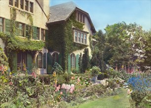 Allgates, Horatio Gates Lloyd house, Cooperstown Road, Haverford, Pennsylvania, 1919. Creator: Frances Benjamin Johnston.