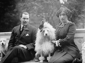 Edward Beale McLean with Mrs. McLean, 1912. Creator: Harris & Ewing.