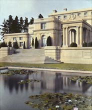 Uplands, Charles Templeton Crocker house, 400 Uplands Drive, Hillsborough, California, 1917. Creator: Frances Benjamin Johnston.