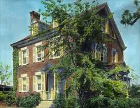 Smallwood-Ward house, 93 East Front Street, New Bern, Craven County, North Carolina, c1930. Creator: Frances Benjamin Johnston.