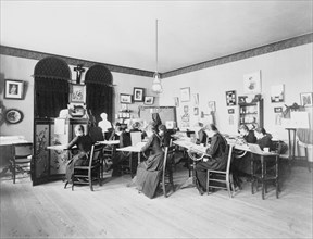 Art class in Georgetown Visitation Preparatory School, Washington, D.C., between 1890 and 1910. Creator: Frances Benjamin Johnston.