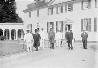 Group At Mount Vernon, 1911. Creator: Harris & Ewing.