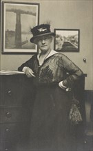 Mattie Edwards Hewitt, between 1911 and 1917. Creator: Frances Benjamin Johnston.