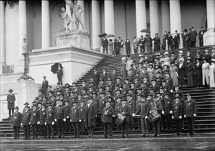 Grand Army of The Republic - Group, 1910. Creator: Harris & Ewing.
