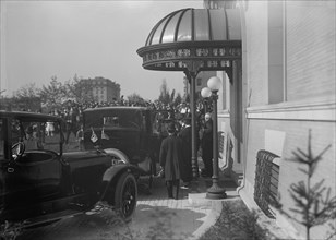British Commission To U.S.  - Arrival At Long Residence, 1917.