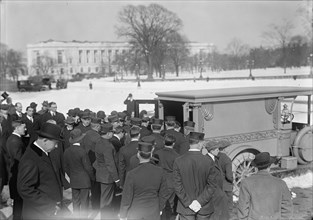 U.S. Capitol - Visitors, Etc., Casket Being Placed In Hearse, 1914.