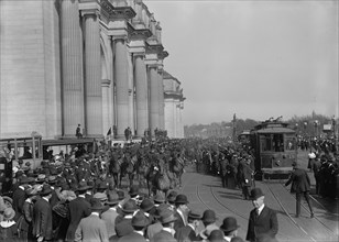 British Commission To U.S - Arrival At Union Station; General Views, 1917.