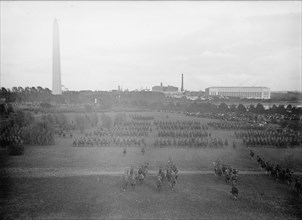 Cavalry Review By President Wilson - Cavalry In Maneuvers, 1913. Washington, DC.