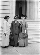 Julia Lathrop, Jane Addams and Mary E. McDowell, 1913.  Creator: Harris & Ewing.
