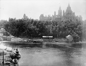 Dominion Of Canada, Parliament Buildings And Lappers Bridge, 1914. Parliament Hill, Ottawa.