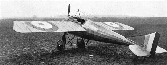 'Monoplan Morane-Saulnier du type qu'employaient Garros et gilbert, arme d'une..., 1916. Creator: Unknown.