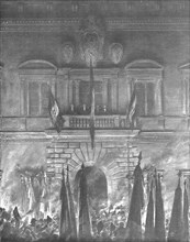 'Le peuple de Rome au Palais Farnese; M. Briand, du balcon de l'ambassade de France..., 1916. Creator: Unknown.