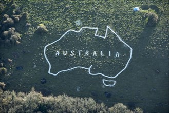 Outline chalk map of Australia, Wiltshire, 2019. Creator: Damian Grady.