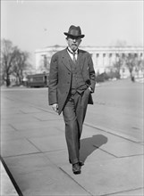 Dawson, Thomas F., Associated Press Representative at Senate, 1914.