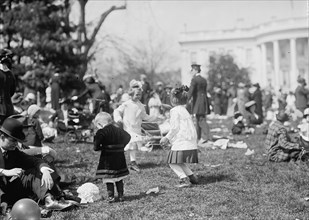 Easter Egg Rolling, White House, 1914.
