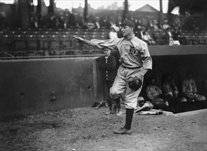 George "Hooks" Dauss, Detroit Al (Baseball), 1913.