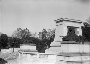 Grant Memorial at Capitol - Lions Around Pedestal For Grant Statue, 1917.