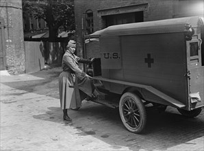 Harriman, Mrs. James Borden with Red Cross Ambulance, 1917.