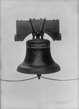 Liberty Loans - Liberty Bell, Replica, 1918.