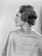 Mcneir, Elinor - Portrait, 1933.
