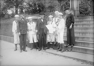 Naval Scouts with Daniels at White House, 1917.