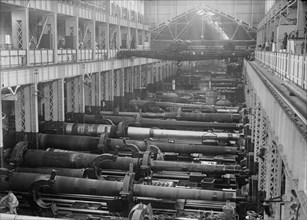 Navy Yard, U.S., Washington - Big Gun Section of Shops, 1917.