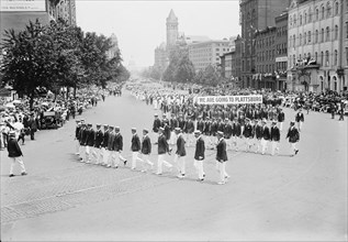 Preparedness Parade - Plattsburg Men, 1916.